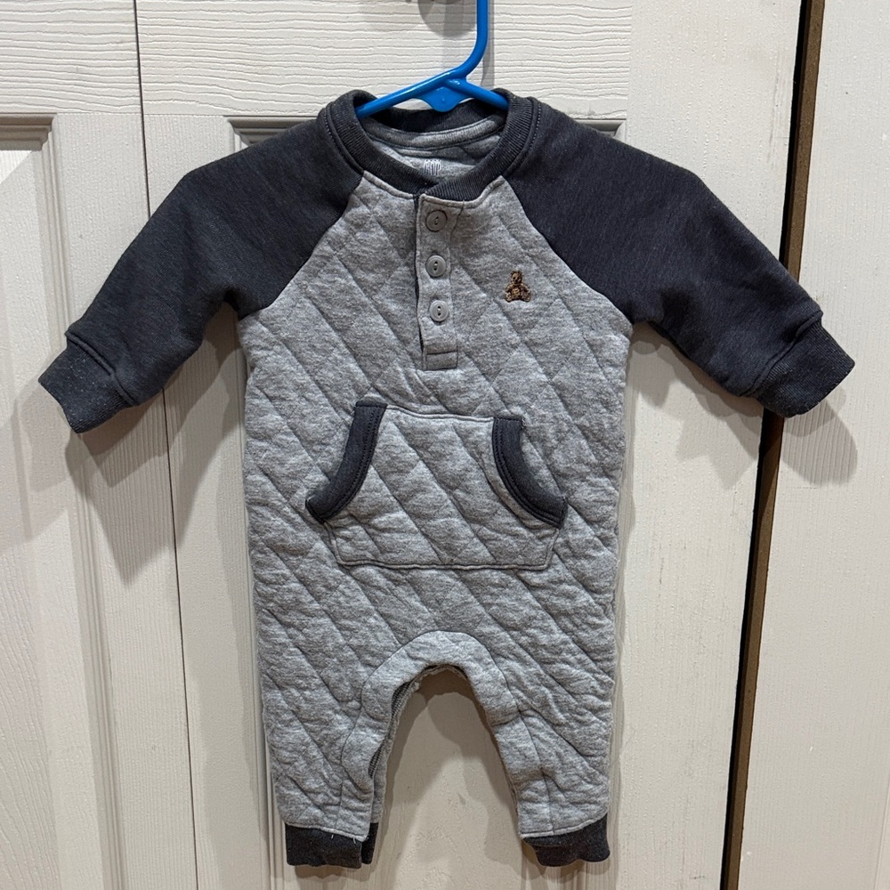 baby GAP Gray Quilted One Piece 3-6 months